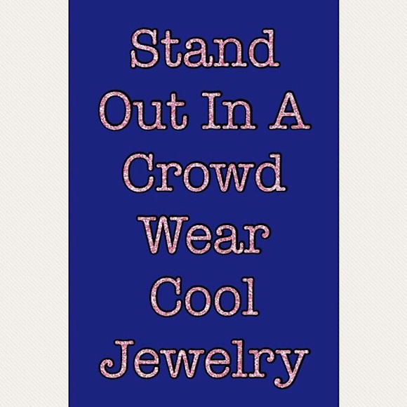 Vintage Monet Bangle Bracelet - Picture 3 of 4